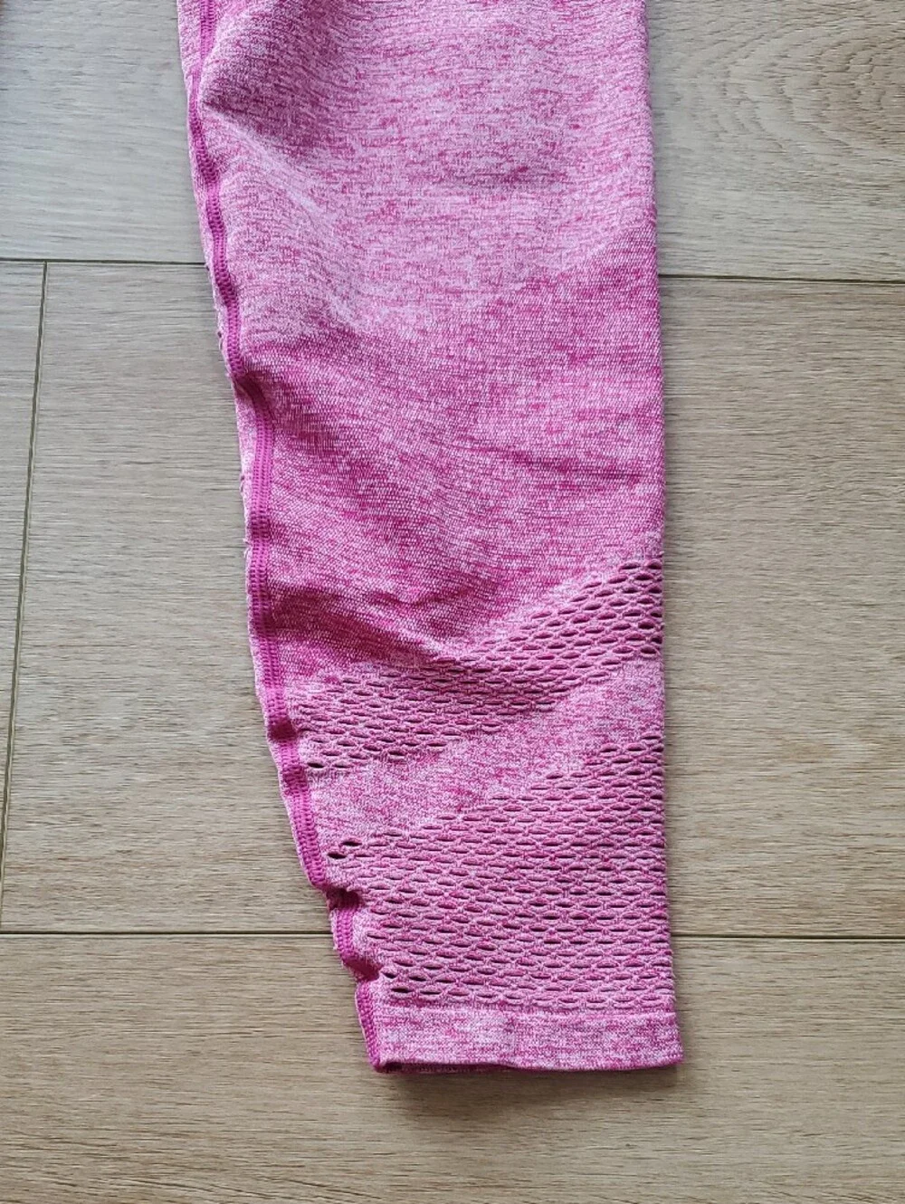 Victoria Secret Pink Seamless Active Leggings, Size Medium